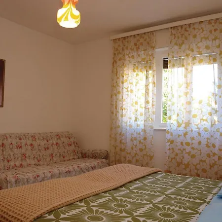 Stunning In With Kitchen Apartament *