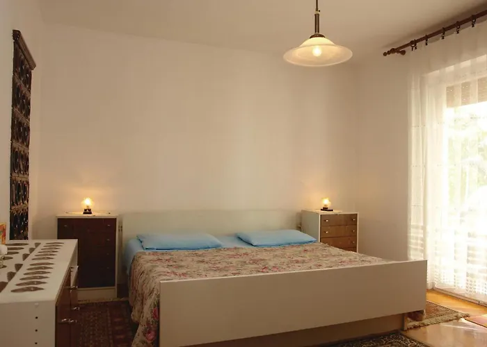 In With Wifi Lägenhet *